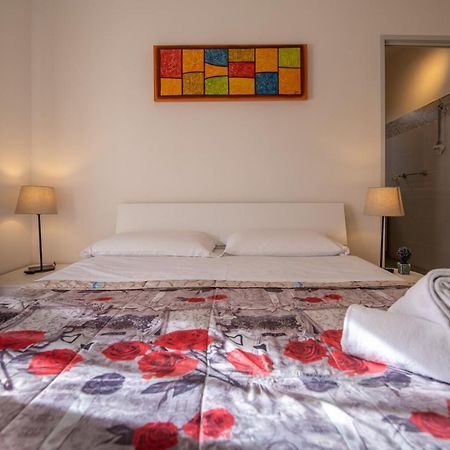 B&B A Casa Di Amici Caserta Dış mekan fotoğraf