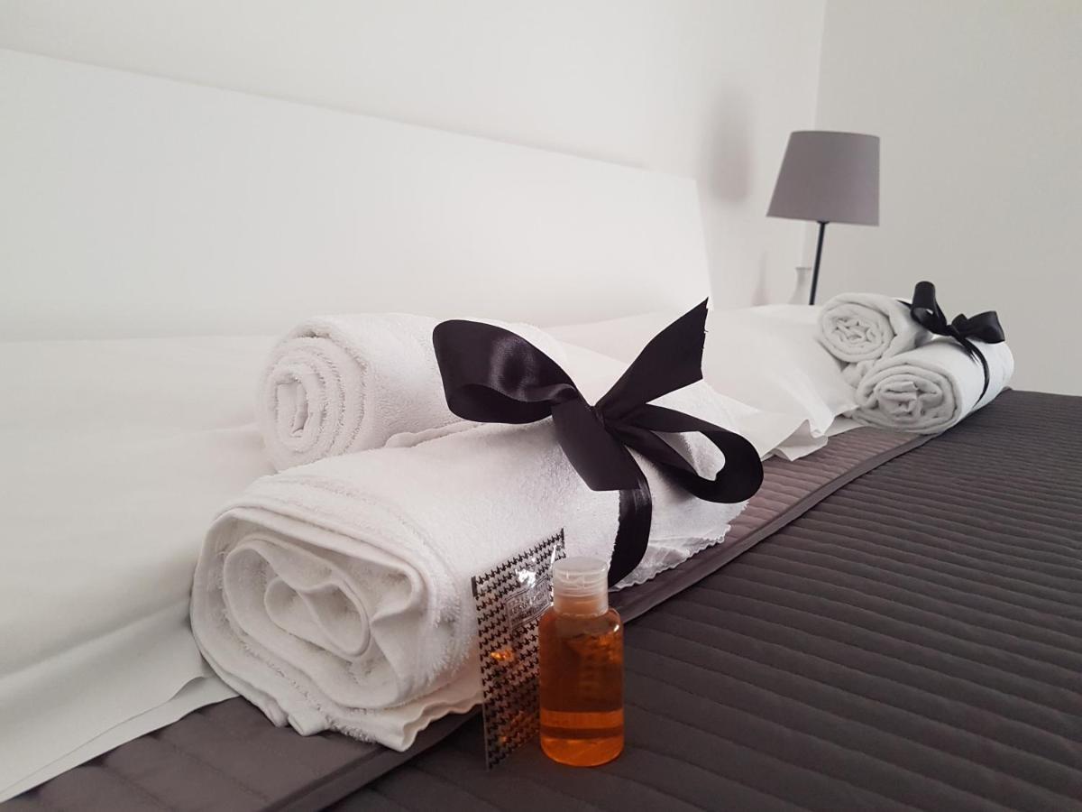 B&B A Casa Di Amici Caserta Dış mekan fotoğraf