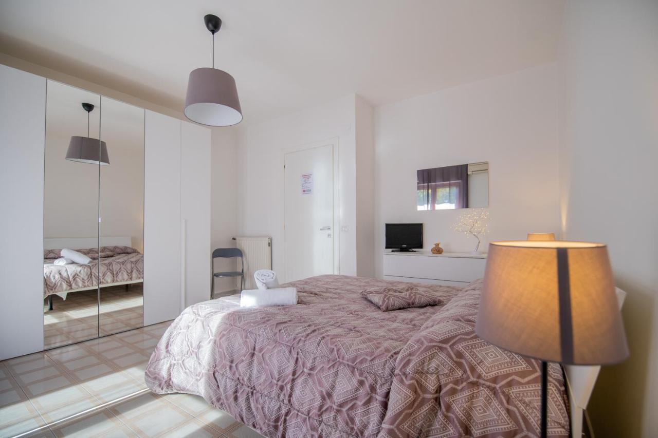 B&B A Casa Di Amici Caserta Dış mekan fotoğraf