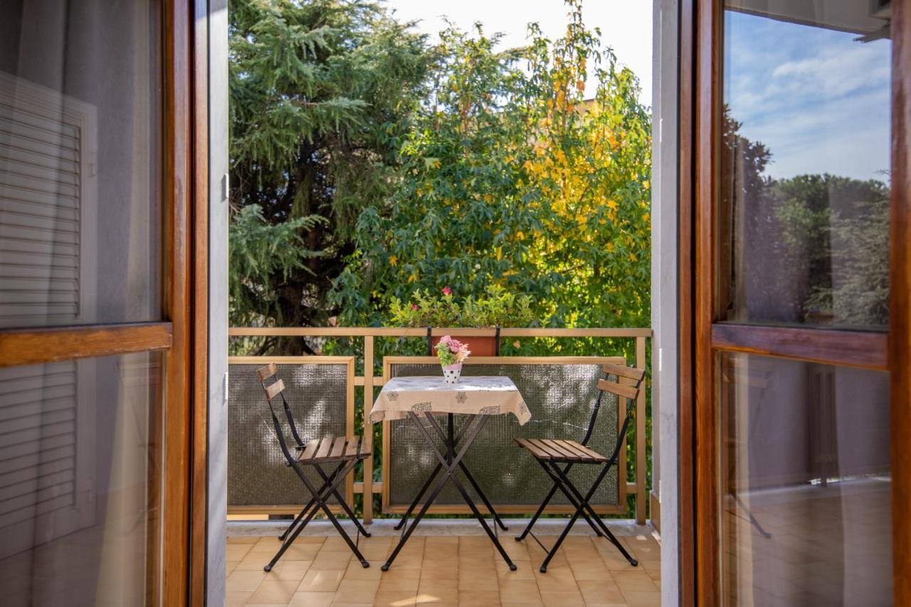 B&B A Casa Di Amici Caserta Dış mekan fotoğraf