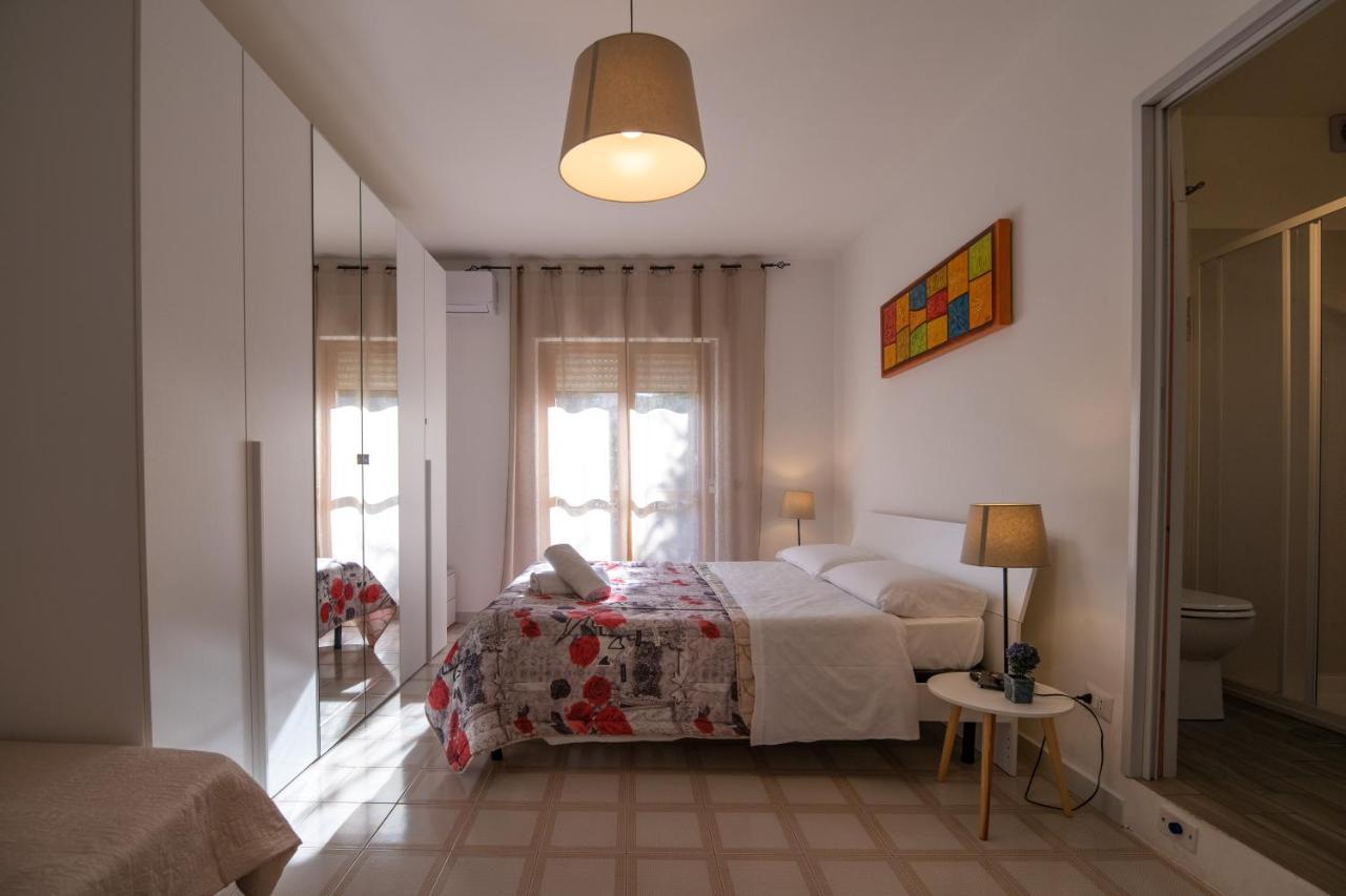 B&B A Casa Di Amici Caserta Dış mekan fotoğraf