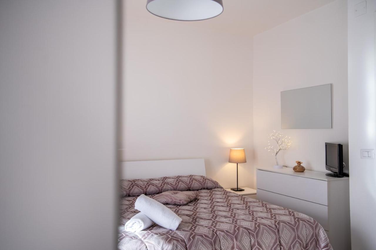 B&B A Casa Di Amici Caserta Dış mekan fotoğraf