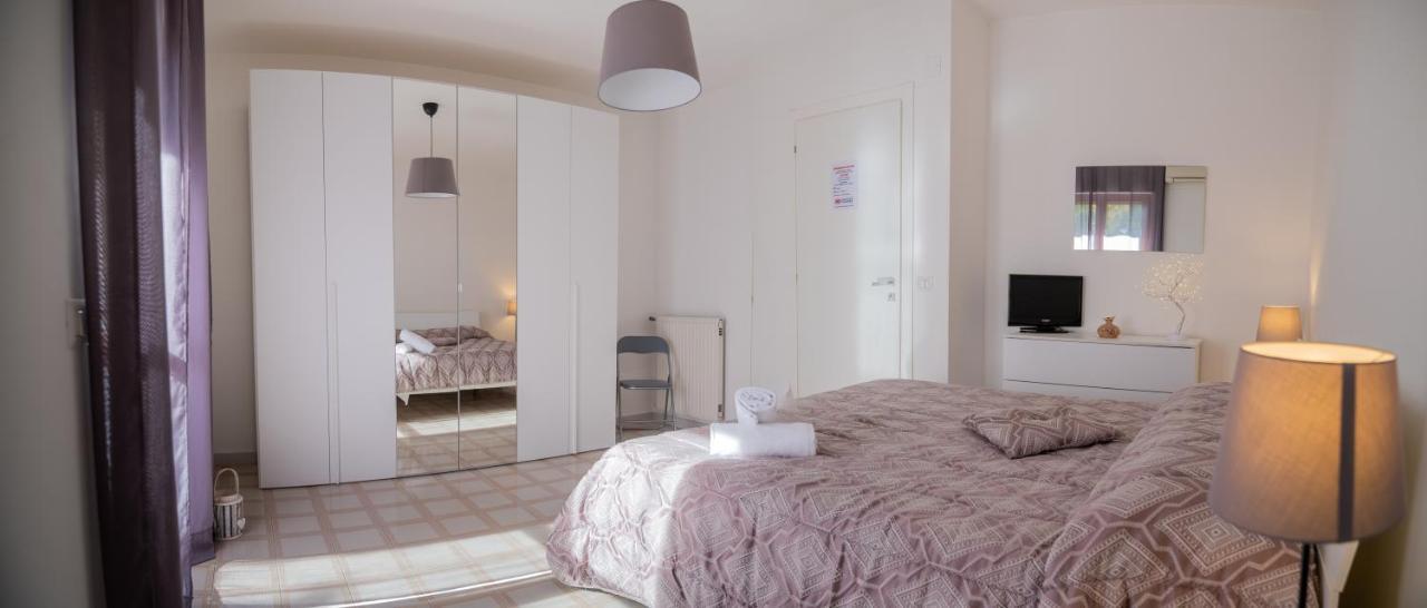 B&B A Casa Di Amici Caserta Dış mekan fotoğraf