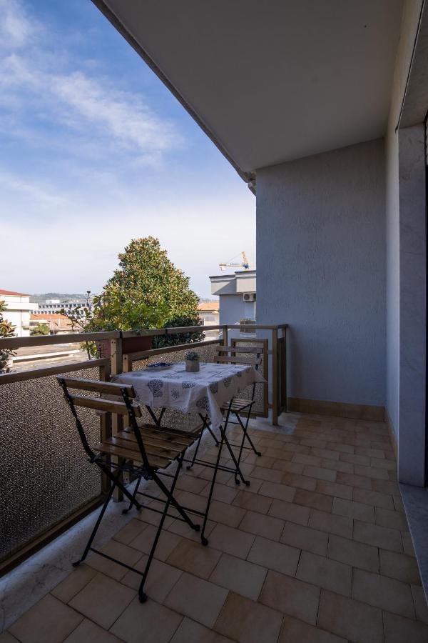 B&B A Casa Di Amici Caserta Dış mekan fotoğraf